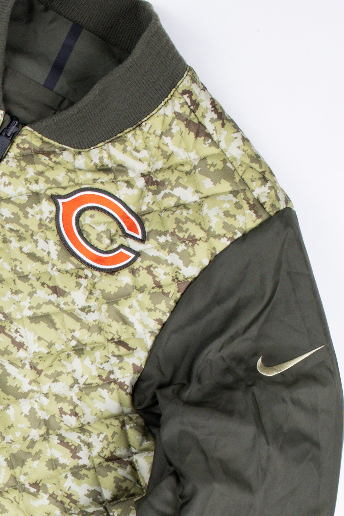 Nike NFL Salute To Service Reversible Jacket Chicago Bears L AT EASE SHOP