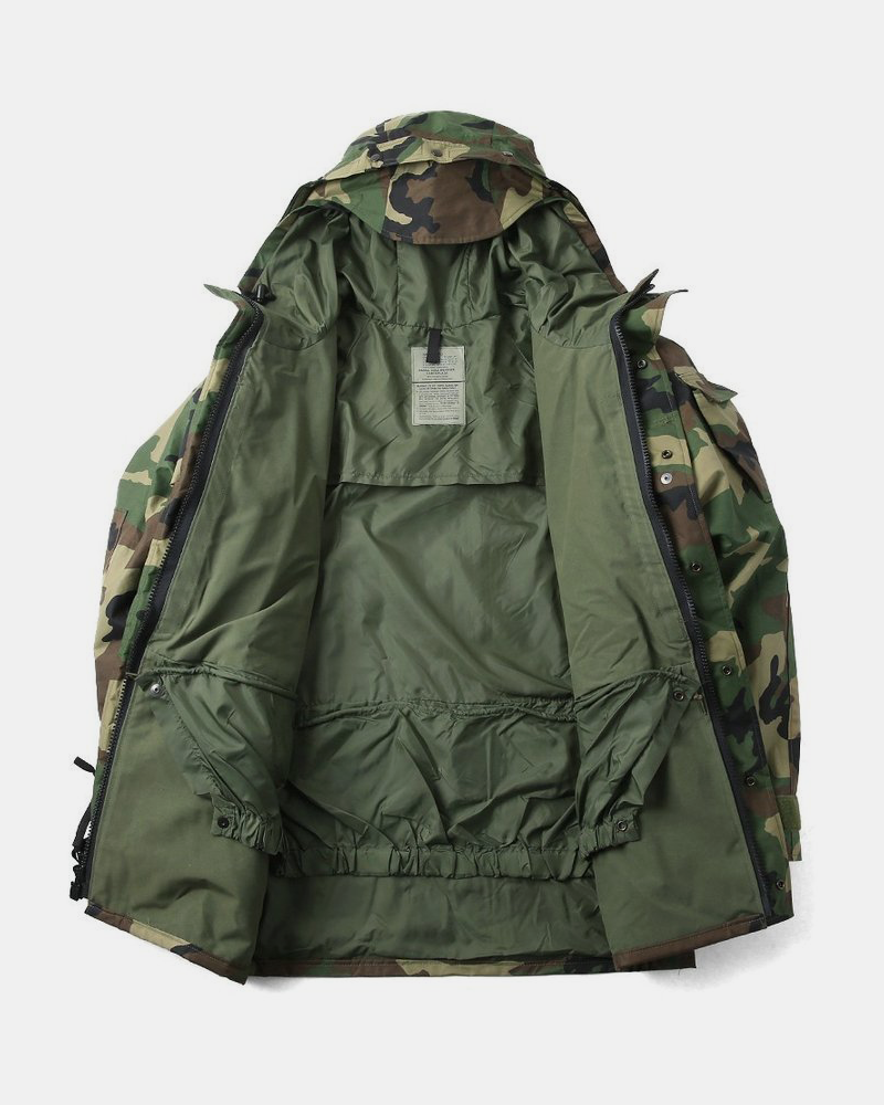 U.S. Army ECWCS Gen I Cold Weather Gore-Tex Parka Woodland