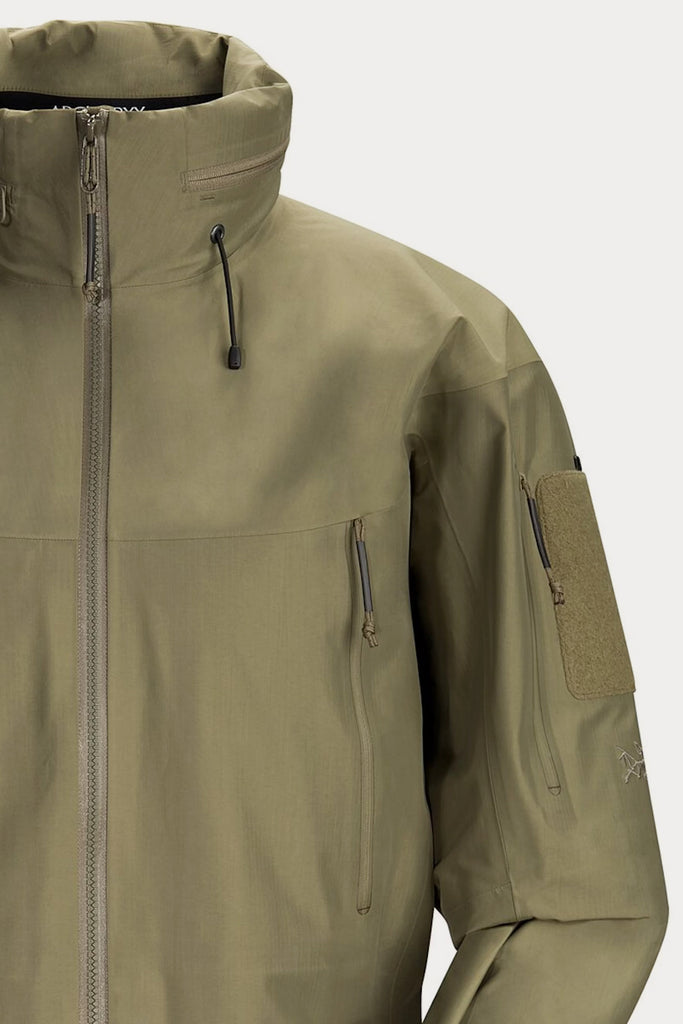 ARC'TERYX LEAF AT EASE SHOP