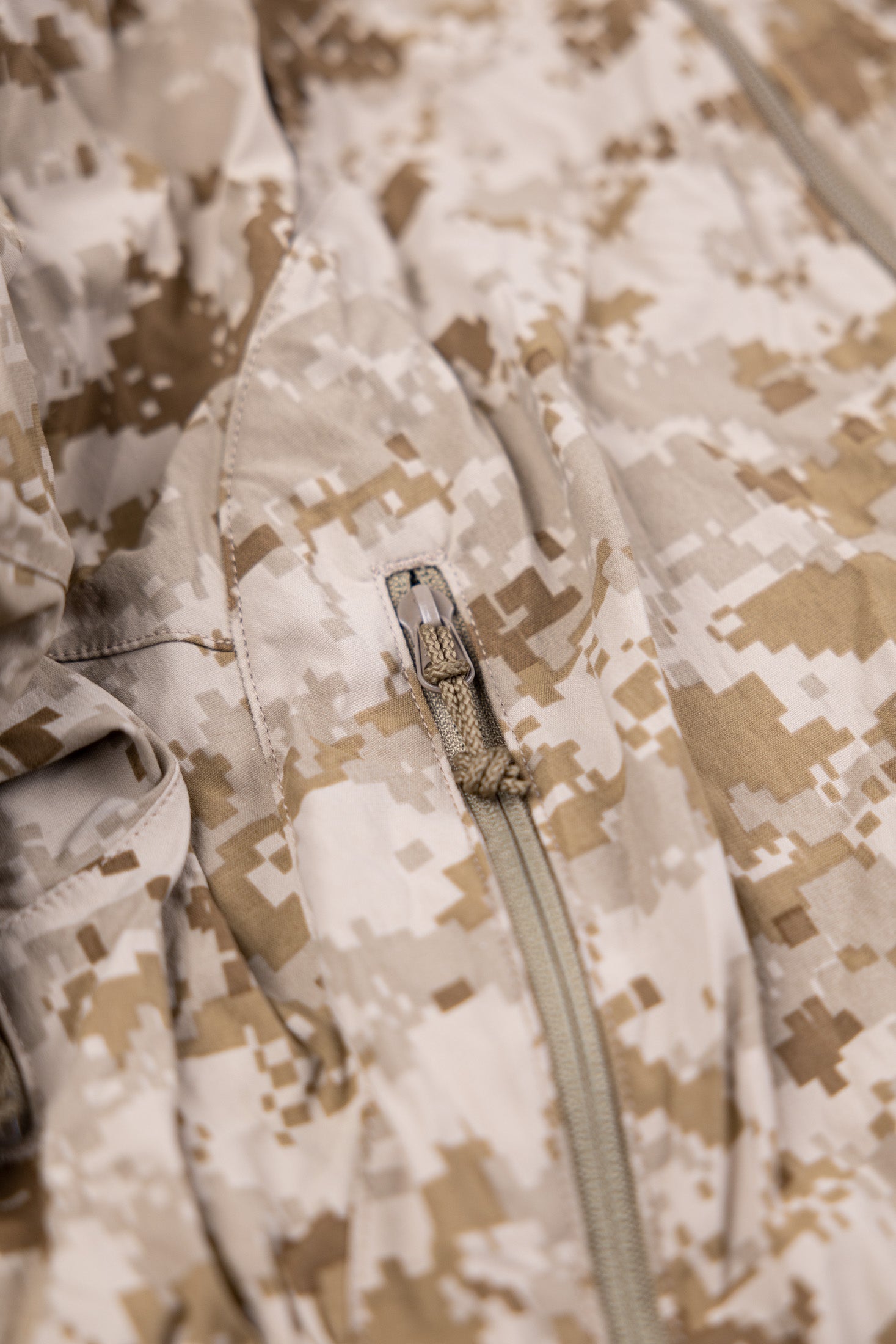 Patagonia MARS PCU Level 5 AOR1 Jacket / ML | AT EASE SHOP