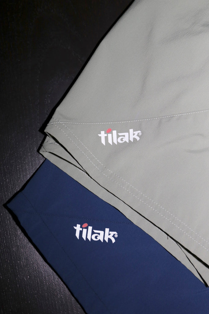 Tilak Easy Shorts / Silver