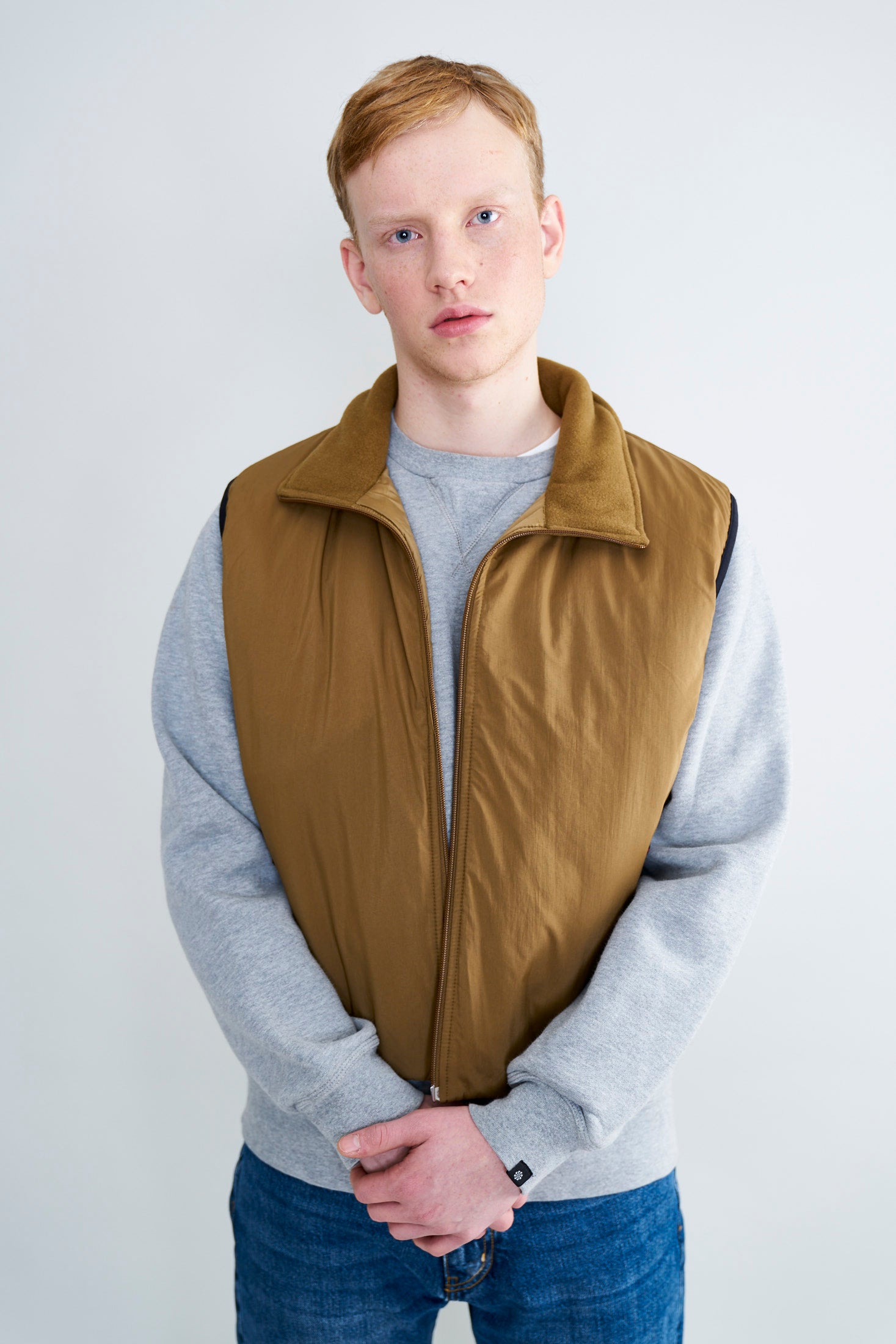 ＼半額SALE／ Level Things Wild 7 SHOP EASE AT | Logo w/o Vest Primaloft トップス